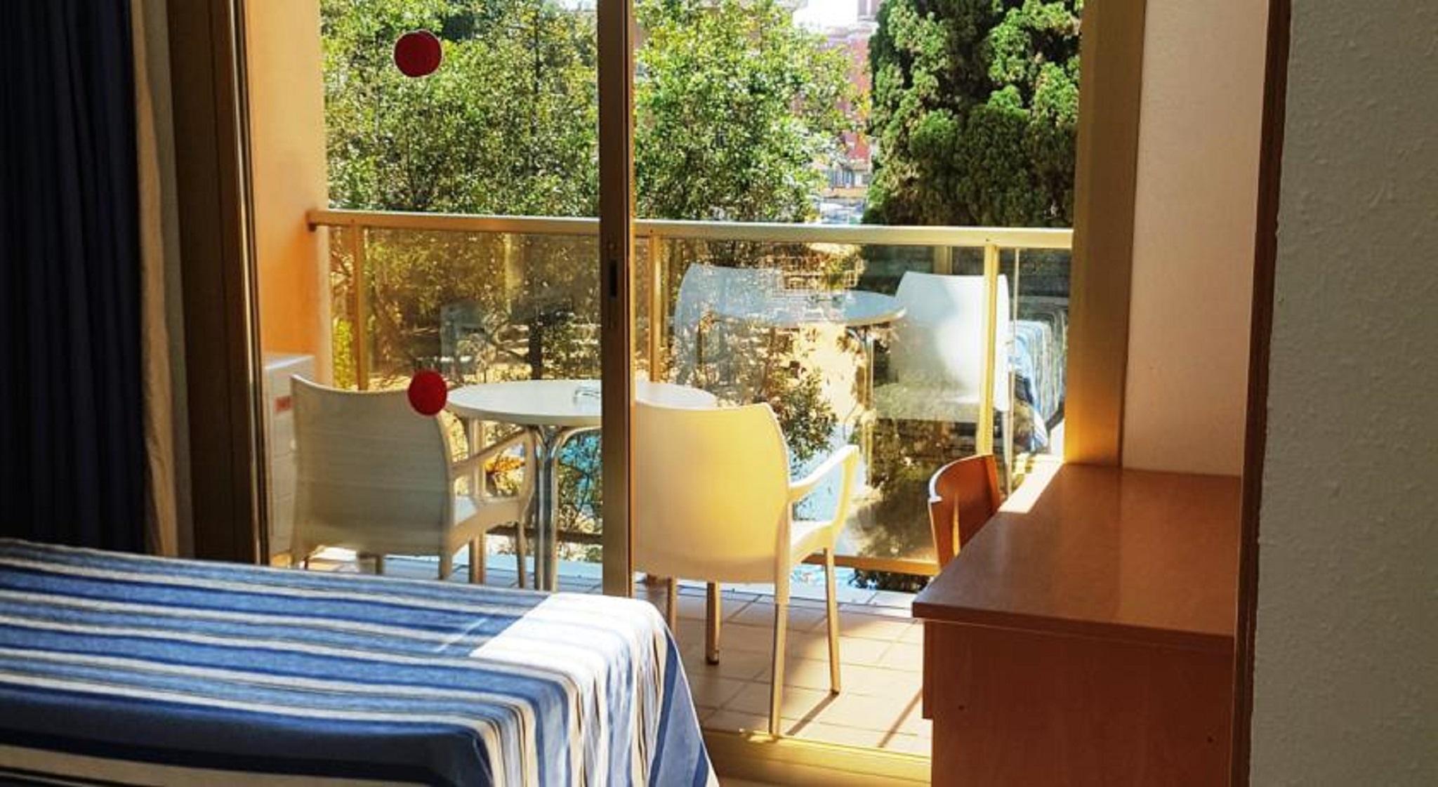 Hotel Bon Repos 칼레라 외부 사진