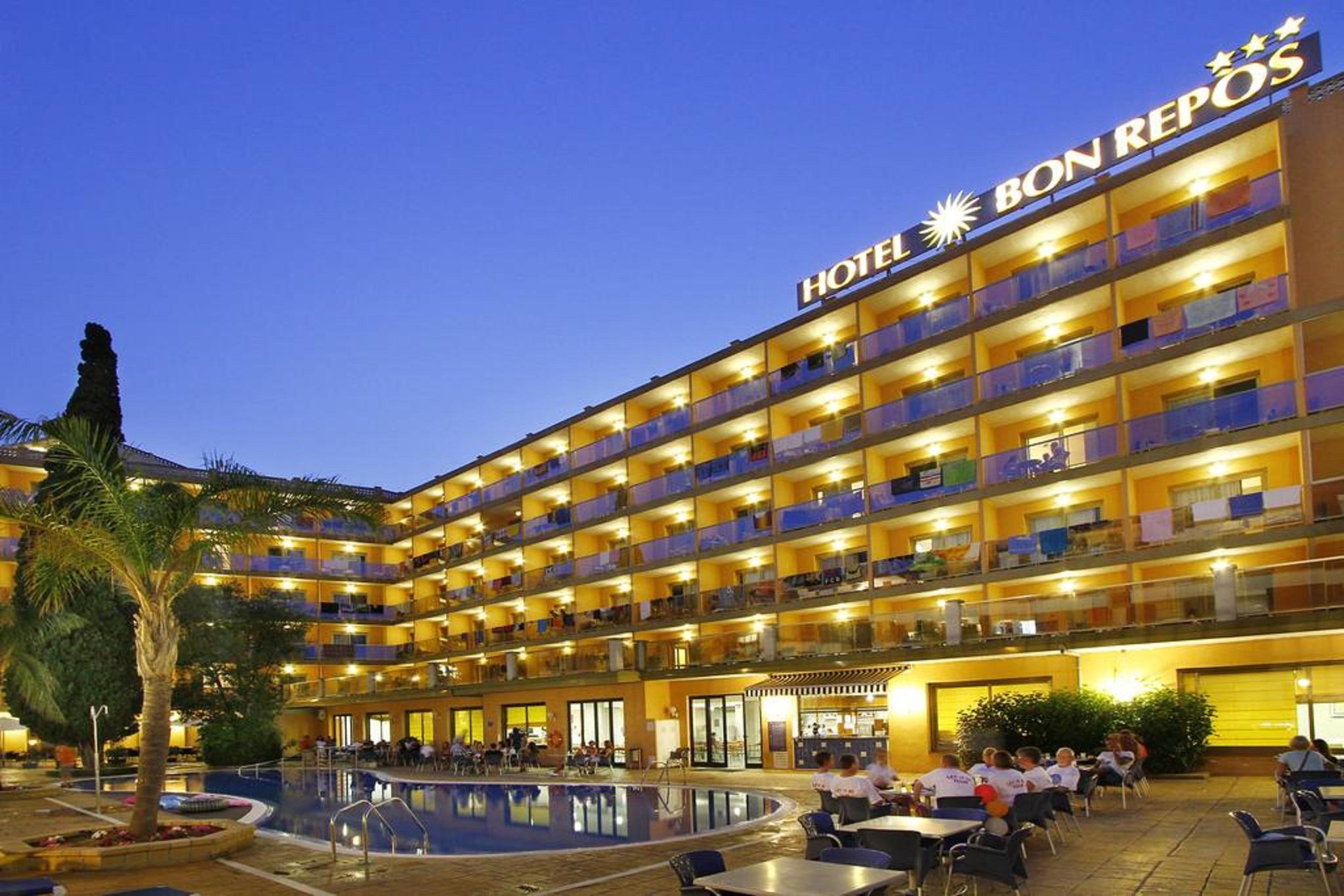 Hotel Bon Repos 칼레라 외부 사진